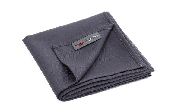 The Shepherd's Wool Utillity Cloth in Matter (dark) Grey.